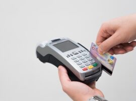 utiliser sa carte de crédit en voyage